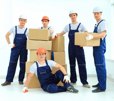 Local removals team managing a home move in Tufnell Park