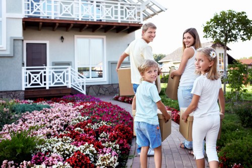 Payment and cancellation terms for removals